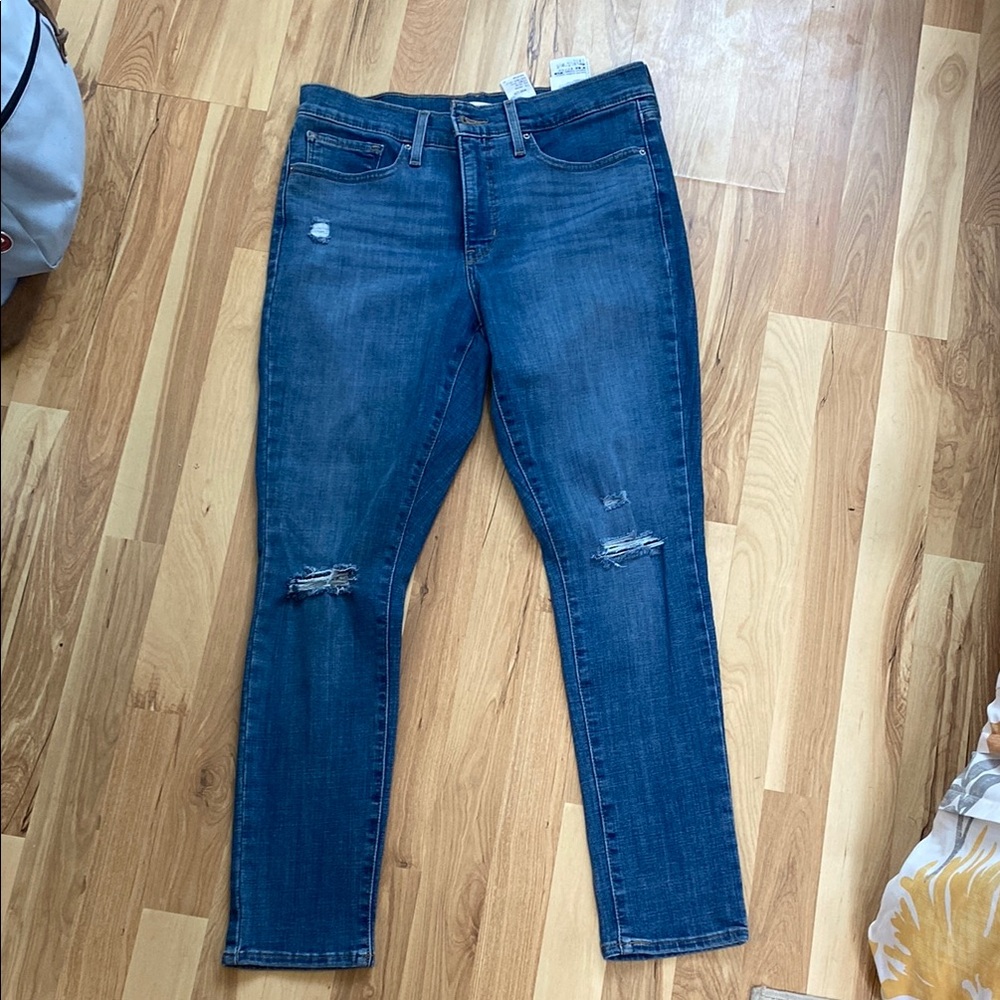 Levis 311 Shaping Skinny Jean Size 30